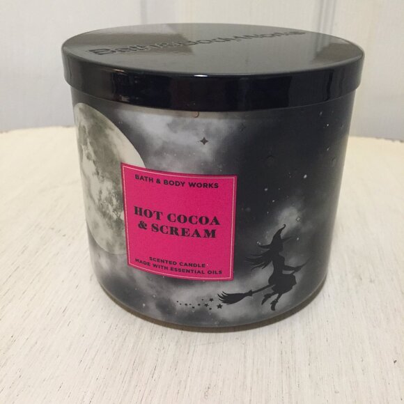 Bath & Body Works Hot Cocoa & Scream 3 Wick Candle Halloween Decor Witch/Moon  S - Picture 1 of 8